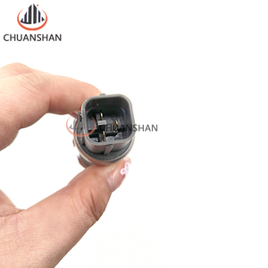 Sensor de Presión de Baja Presión KHR2915 4721059-5Mpa para Excavadora <span class=keywords><strong>Sumitomo</strong></span> <span class=keywords><strong>SH120A3</strong></span> 200A3 - Product Image 3