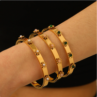 Gelang Wanita Batu Alam Modis Motif Bunga Tiga Dimensi Permukaan Halus Bahan Stainless Steel Lapis Emas 18K Berkualitas Tinggi