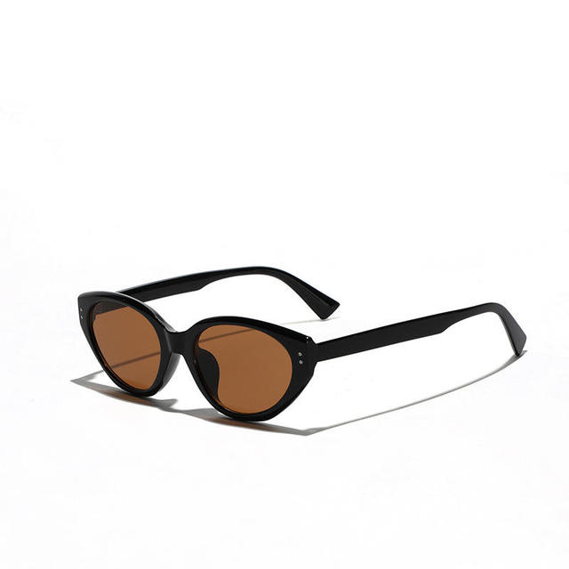 2026 Wholesale Eyeglasses V400 cat Eye Vintage High Quality Fashion Shades Custom logo Designer Luxury Sunglasses Men Women
