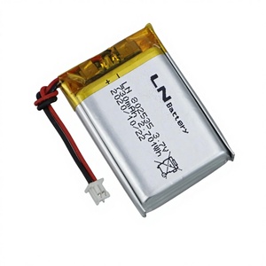 Şarj edilebilir Li Ion pil 802535 <span class=keywords><strong>3</strong></span>.<span class=keywords><strong>7V</strong></span> 730Mah 750Mah 753035 603040 <span class=keywords><strong>Lipo</strong></span> pil lityum polimer pil ile Connecteur Jst - Product Image 3
