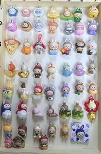 100% Labubu POPMART Original Alle Arten POP BEANS NEUJAHRS-SERIE Heimdekoration Mini-Figur Anime-Figur Überraschungsbox - Product Image 5