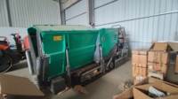 Niveleuse à asphalte Wirtgen Hamm Vogele Super 800 à moteur pour la construction routière et le pavage urbain