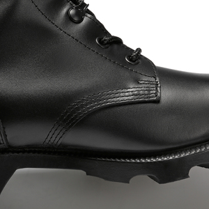 Botas tácticas de media pantorrilla negras duraderas, botas de cuero de vaca, <span class=keywords><strong>zapatos</strong></span> con cordones y gancho de encaje, <span class=keywords><strong>zapatos</strong></span> de entrenamiento táctico, botas de escalada - Product Image 4