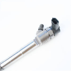 Professional common-rail-injektor 16600-VM00D diesel <span class=keywords><strong>fuel</strong></span> injection teile kraftstoff injektor 095000-6240 - Product Image 3