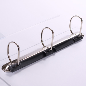 แฟ้มใส่เอกสาร Comix View Binder A4 1 นิ้ว 3 รู แบบ D สีขาวมุกโปร่งแสง พร้อมช่องใส่ของ 3 ด้าน สำหรับใช้ในสำนักงาน - Product Image 4