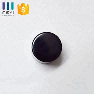 Capuchon de flacon de parfum magnétique personnalisé noir et blanc Fea 15 <span class=keywords><strong>mm</strong></span> avec collier magnétique - Product Image 4