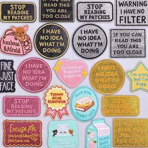 Patchs thermocollants brodés à motifs animaux de dessin animé, étoiles, cœurs et lettres, avec paillettes, populaires pour sacs, vêtements et téléphones - Product Image 1