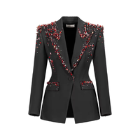 Ensemble pantalon 2 pièces noir pour femme, orné à la main de perles et de strass rouges, idéal pour le bureau ou les soirées, comprenant un blazer, un gilet et un pantalon large en velours infroissable.