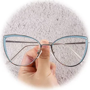 Lentes de sol Custom Eyewear Trendy Cat Eye Metal Frames Spectacle Glasses Anti Blue Light Optical Frame Women Eyeglasses