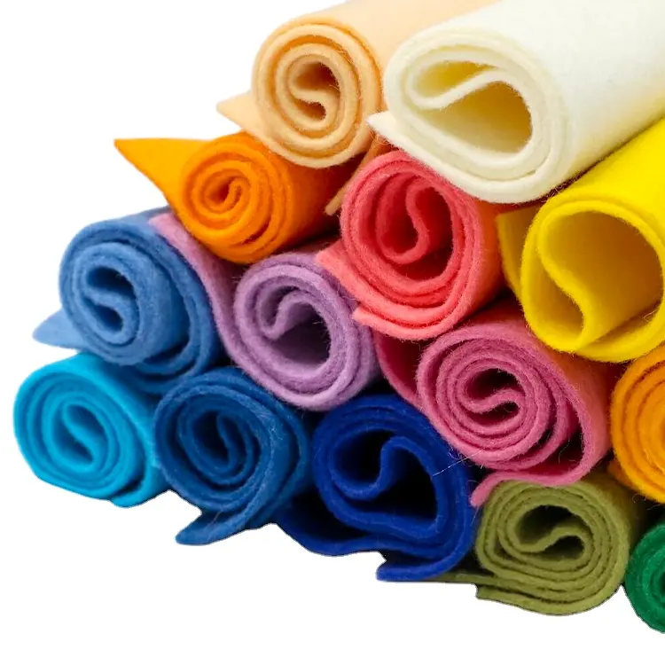 Nhà Máy Giá Bảo Vệ Sàn Vải Cuộn Cảm Thấy Chất Liệu 5Mm Polyester Không Dệt Cho Mèo Hang Động