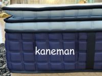 Matelas de luxe Queen King en tissu soie glacée bleu foncé, mousse à mémoire de forme compressée de 35 cm, matelas à ressorts ensachés en tissu rafraîchissant de 14 pouces