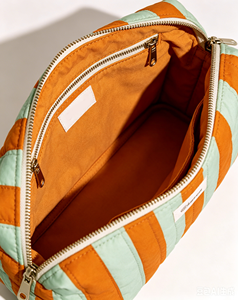Sac de toilette en coton biologique à faible MOQ pour soins de bébé et usage quotidien, avec grands compartiments de rangement pour les voyages en famille, personnalisable en usine - Product Image 1