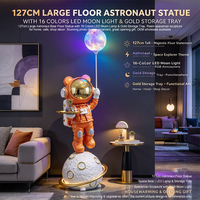 Statue d'astronaute grandeur nature en résine, sculpture de sol avec plateau doré LED 16 couleurs pour la décoration de la maison, de l'hôtel ou du magasin