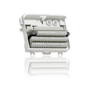 Module MTU étendu A BB PLC I/O Base TU830V1 220V pour le contrôle industriel et la programmation PLC 3BSE013234R1 - Product Image 1