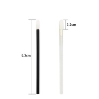 Pinceau à lèvres jetable en plastique à tige creuse, outil de beauté portable, pinceau à rouge à lèvres floqué, pinceau spécial maquillage pour gloss, facile à utiliser