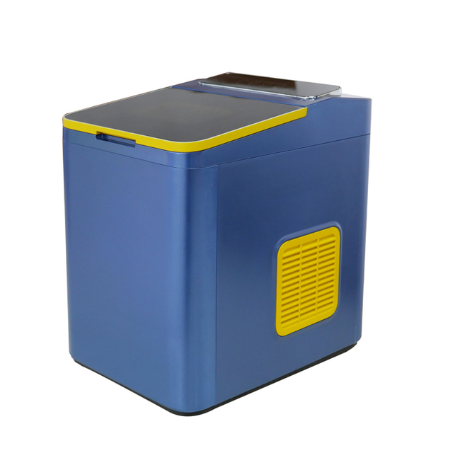 Quick Portable Household Ice Cube Maker with Touchpad Control Plastic Housing Countertop Model