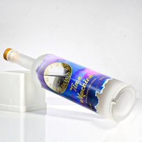 Bouteille en verre givré vide personnalisée Oslo pour spiritueux (gin, rhum, tequila, vodka 700ml, vodka 750ml, vodka 1000ml, whisky, brandy) avec bouchon en liège