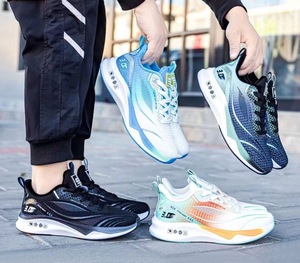 Chaussures de sport respirantes pour hommes 2024, style décontracté, semelles en PVC, personnalisables - Product Image 2