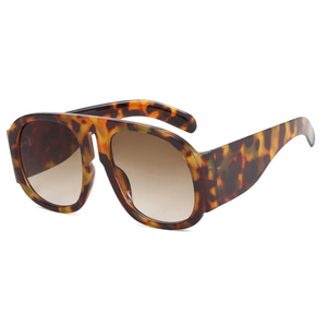 แว่นกันแดดทรงใหญ่ สีเข้ากัน แฟชั่นผู้หญิง สไตล์สตรีท ถ่ายรูปสวย มีสไตล์ - Product Image 4