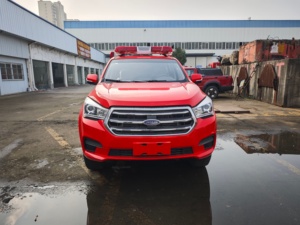 Camión de Bomberos Forestales Basado en Camioneta Isuzu 4x4 de China - Camión de Emergencia Todoterreno para Incendios - Product Image 4