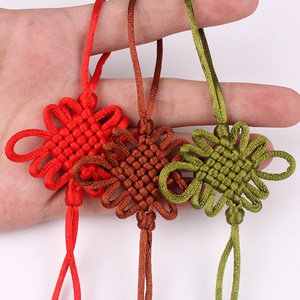 Pendentif tissé en nœud chinois, nœud carré à six pans avec pompon, ornement décoratif pour la décoration du Nouvel An, matériau en polyester - Product Image 2