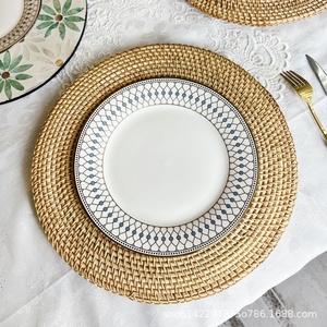 Assiette tissée en rotin véritable de style japonais panier de fruits creux fait à la main style balançoire nordique classique pour plateau de fête - Product Image 2