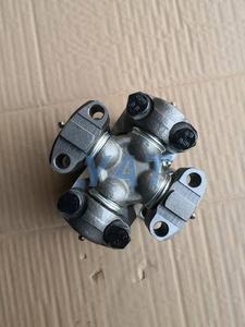 Suku Cadang <span class=keywords><strong>Wheel</strong></span> <span class=keywords><strong>Loader</strong></span> <span class=keywords><strong>ZL50G</strong></span> 612600090147 A6-3140 Cardan <span class=keywords><strong>Joint</strong></span> <span class=keywords><strong>Universal</strong></span> <span class=keywords><strong>Joint</strong></span> Cross Shaft Original Baru Garansi 1 Tahun - Product Image 3