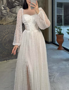 Abito <span class=keywords><strong>lungo</strong></span> elegante da donna in pizzo <span class=keywords><strong>con</strong></span> maniche lunghe, corsetto e <span class=keywords><strong>spacco</strong></span>, ideale per invitati a matrimoni - OEM/ODM, Tendenza 2026 - Product Image 2