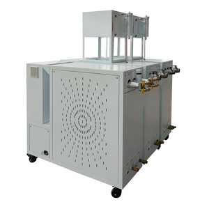 Contrôleur de température de moule 3-120KW, machine à eau chaude avec pompe pour le chauffage des moules de soufflage et d'extrusion - Product Image 1