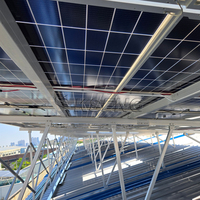 Système de montage de panneau solaire sur le toit en métal de Corée Montage sur le toit solaire pour des solutions de toit solaires rapides et efficaces