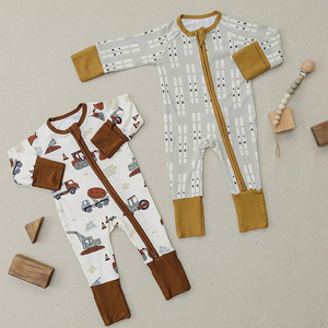 Combinaison pour bébé bio en bambou côtelé avec fermeture éclair, grenouillère pour bébé durable, pyjama pour nouveau-né, vêtements pour bébé personnalisés, combinaison pour nourrisson - Product Image 2