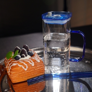 Premium 350ml Vasos con mango de vidrio de borosilicato alto con tapa de bambú Personalizable Business Partner Juegos de regalo Caja de bebidas Embalaje - Product Image 6