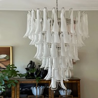 Lustre en verre de luxe léger de style rétro américain pour salon à plafond haut, luminaire suspendu principal pour escalier de villa duplex et chambre à coucher