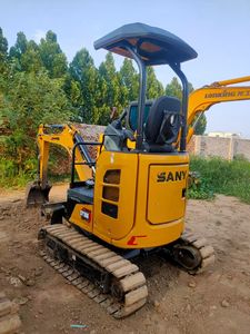 Mini-excavatrice sur chenilles Sany SY18U d'occasion, 1,8 tonne, avec pompe à roulement et engrenage d'origine, modèle 2023, pour travaux agricoles et de construction - Product Image 3