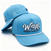 Casquette de baseball à séchage rapide avec panneaux latéraux respirants découpés au laser, décor en corde, broderie vague côtière, ajustable par bouton-pression, pour le surf