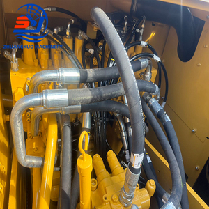 Utilisé pour les excavatrices sur chenilles de la série 320, puissance de 115 kW, capacité de la benne de 0,8 à 1,2 m³, poids opérationnel de 20 tonnes, moteur inclus. - Product Image 5