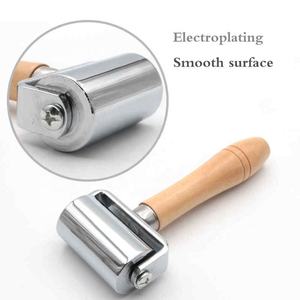 Rouleau de cuir en acier massif pour découpe au linoléum DIY, petit, moyen, grand, avec poignée en bois et support de rouleau - Product Image 6