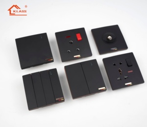 สวิตช์ไฟฟ้าแบบประหยัด 20 ชิ้น รุ่น Klass 16A สำหรับเต้ารับแบบ UK สีขาว/ทอง 220-250V พร้อมตัวเลือกปรับแต่งได้ ฝาครอบป้องกันเด็ก - Product Image 2