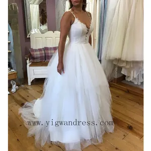Sexy Spaghetti Strap V-Neck Wedding Dress African Styles Dress for Brides Tulle Backless robe de mariage