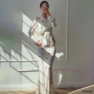 ODM/OEM ensemble personnalisé de cordons de style modeste pour femmes musulmanes vente en gros ensemble de jupes longues et blouses imprimées - Product Image 4