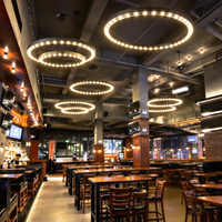 Lampes LED pour grille de ventilation de fournisseur de solutions hôtelières, éclairage annulaire en fer dimmable pour restaurants, bars et espaces commerciaux multiples