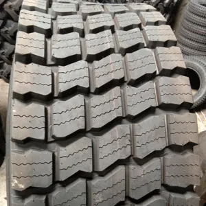 Snow radial pneus de chargeur 20.5R25