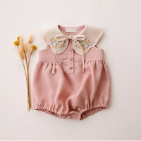 Nouvelle Collection Été 2026 – Barboteuse sans Manches en Coton et Lin pour Bébé Fille, Col Peter Pan, Boutons, Bas Triangulaire, Broderie Délicate