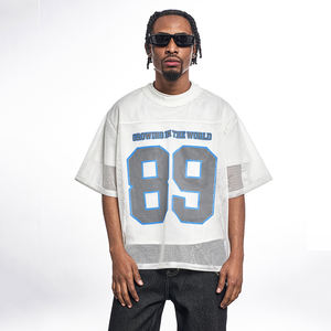 Maillot de football vintage américain rétro surdimensionné à épaules tombantes, style streetwear, personnalisé, luxe, avec impression graphique en sérigraphie sur tissu tricoté - Product Image 3