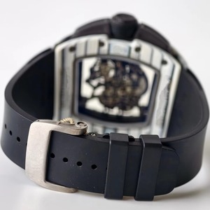Montre mécanique de luxe pour hommes, boîtier tonneau, cadran squelette, tourbillon blanc, cristal saphir, bracelet en silicone, 42mm - Product Image 6