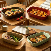 Plat à gratin en céramique rayé, rectangulaire, avec deux poignées, multicolores, résistant au four, écologique, passe au lave-vaisselle