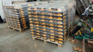 <span class=keywords><strong>Butée</strong></span> de stationnement en caoutchouc de haute qualité pour allée, réfléchissante, en plastique, pour <span class=keywords><strong>garage</strong></span>, <span class=keywords><strong>butée</strong></span> de <span class=keywords><strong>roue</strong></span> en caoutchouc - Product Image 5