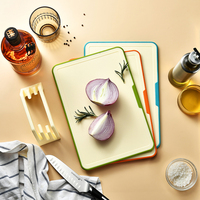 Juego de 3 Tablas de Cortar para Cocina, Tabla de Cortar de PP Apta para Lavavajillas, Libre de BPA, Tabla de Cortar Reversible de Colores con Soporte