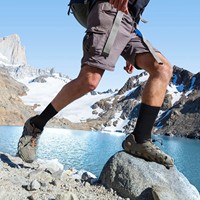 Chaussettes en laine mérinos épaisse pour hommes Chaussettes d'hiver rembourrées pour le trekking, le travail en plein air absorbant la sueur, la randonnée et le logo personnalisé.