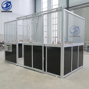 Panneau de box pour <span class=keywords><strong>chevaux</strong></span> préfabriqué de luxe en acier galvanisé classique de 14 pieds, personnalisé et thermolaqué - Les <span class=keywords><strong>Chevaux</strong></span> - Product Image 4
